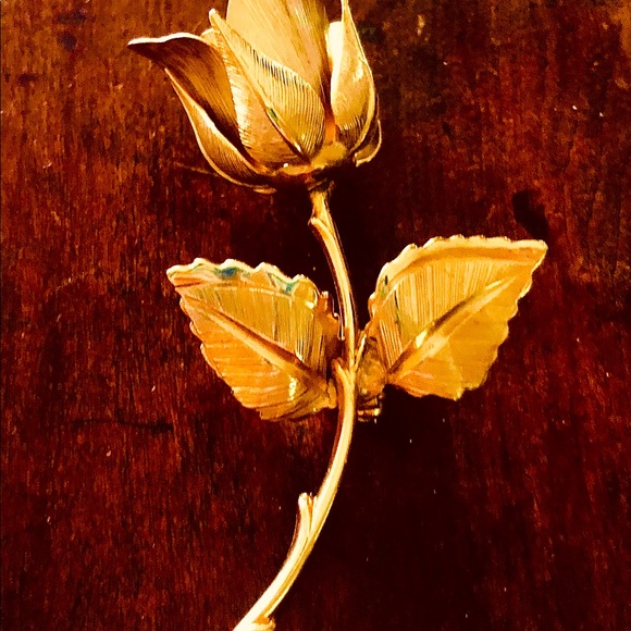 Gold Plated Vintage Rose Pin - Picture 6 of 6